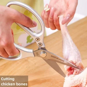my-11134207-7rasf-m31uyl7leqsmcc.webp SK5 Heavy Duty Kitchen Scissors